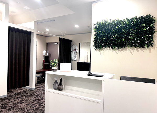 御殿山トラストタワー整骨院(当施設の受付です。気になるお身体の不調はまずはご相談ください。)