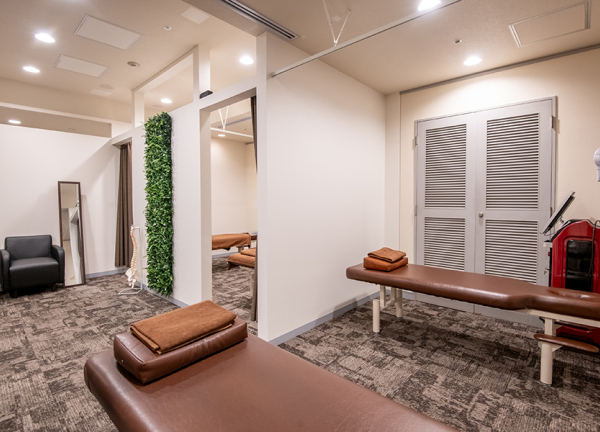 御殿山トラストタワー整骨院(施術室です。)