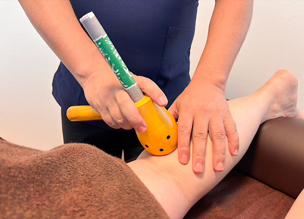 シャローム鍼灸院(お灸です。丁寧に施術を行います。)