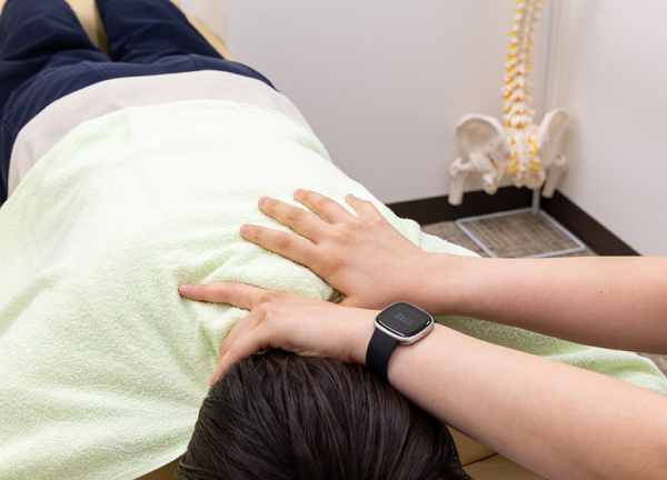 環状通東あおば接骨院・はりきゅう院(肩こりを解消に導きます。)
