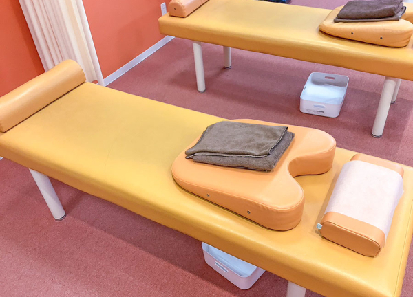 まいれ鍼灸整骨院・整体院　松井山手院(施術ベッドです。)