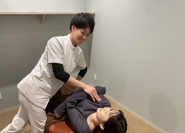 もりわき鍼灸整骨院　みのおキューズモール院(骨盤のゆがみを整えます。)