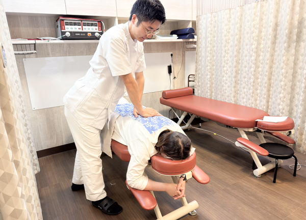ザバス鍼灸整骨院　高槻富田院(つらい腰痛の改善を目指します。)