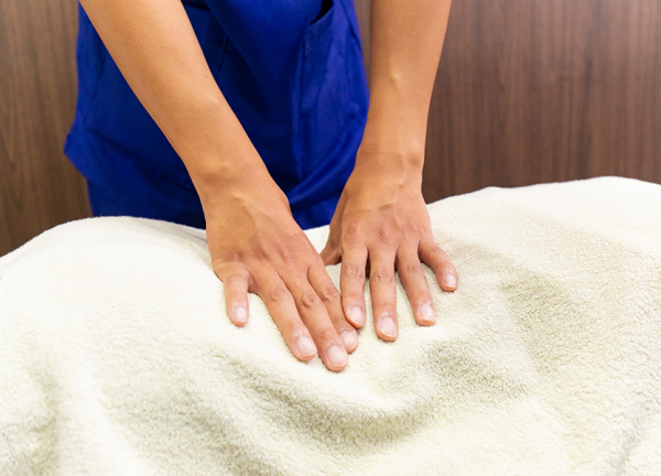 名倉堂鍼灸院・接骨院　ブランチ福岡下原(お客様のお身体に合わせた施術をいたします。)