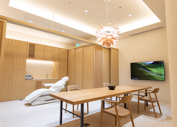 横浜プライベートメディカルプラクティス(待合室です。)