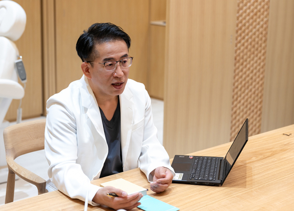 横浜プライベートメディカルプラクティス(森岡先生が自らお話を伺います。)