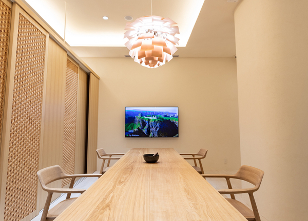 横浜プライベートメディカルプラクティス(ゆったりお話ができる空間です。)