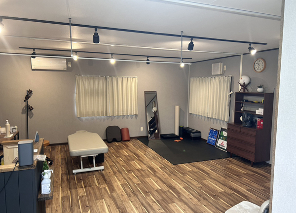 アスリートケアながさわ治療院　【鍼灸】(施術室です。)