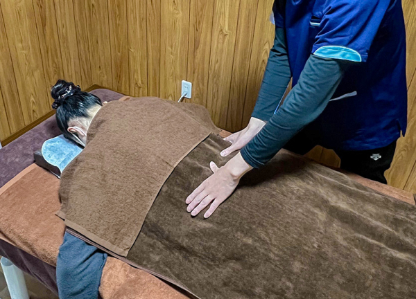 鍼灸治療院　医しん庵　堺市院(つらい腰痛の改善を目指します。)