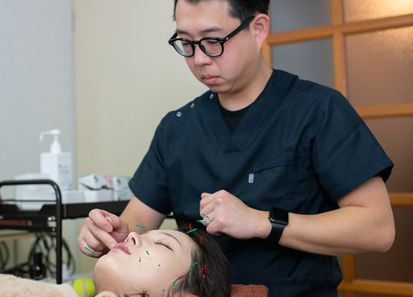 稲田堤たぬき鍼灸整骨院(お客様お一人ひとりに合わせた施術をおこないます。)