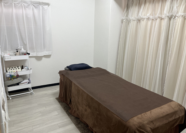 鍼灸アキュティナ（ａｃｕｔｉｎａ）　広島中区院(施術室です。)