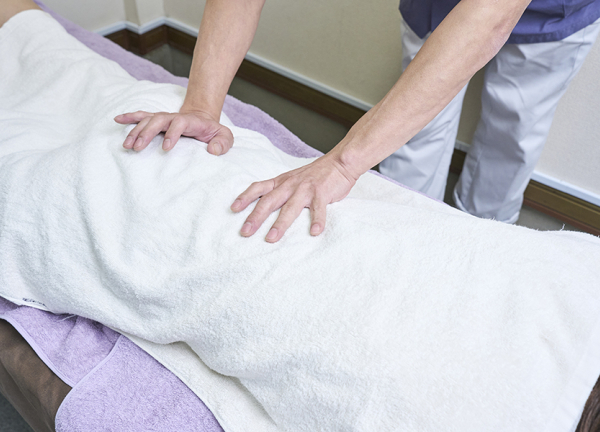 新堀接骨院(つらい腰痛の改善を目指します。)