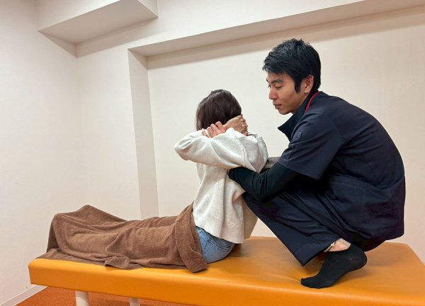 まいれ鍼灸整骨院・整体院　南草津院(猫背や体のゆがみを整えます。)