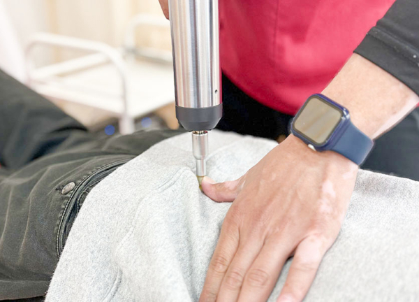 クレアーレ接骨院・整体院　真法院(振動の力で体内のバランスを整えます。)