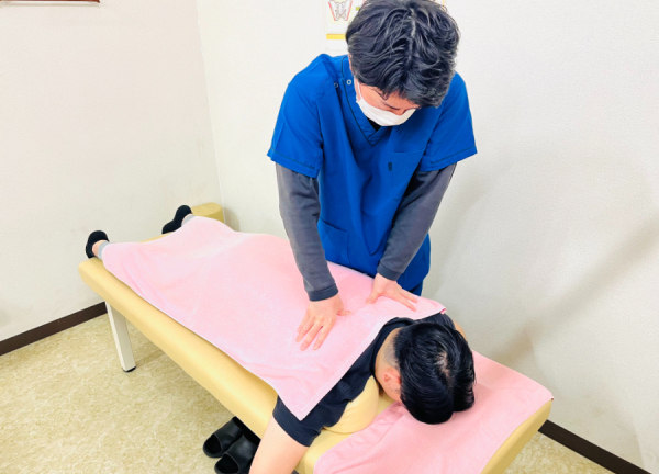 ＮＡＯＳＥＬ守恒整骨院(腰の施術の中でも、産後骨盤矯正・ぎっくり腰・坐骨神経痛など幅広く対応しています。)