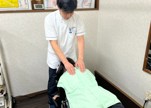おもいやり整骨院　東林間院(なかなか緩和しない肩こりを改善に導きます。)