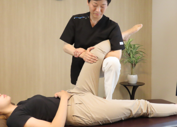 はり灸整体　美楽っくす(脚の可動域を拡げます。)