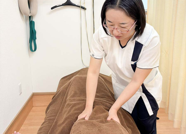 わだ整骨院(ぎっくり腰・坐骨神経痛など突発的な不調も対応します。)
