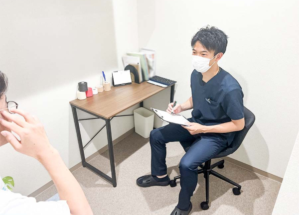 なかじま鍼灸院整骨院　桜ヶ丘(状態を確認して施術をおこないます。)