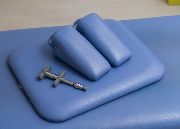 上福岡しらふじ整骨院【鍼灸】(矯正器具です。)