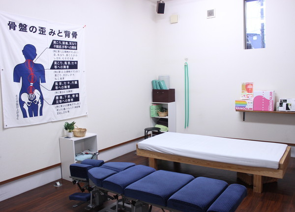 はまきた施術院小池店(施術台)