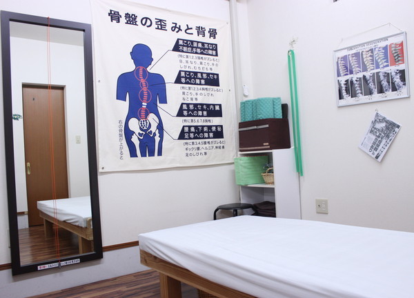 はまきた施術院小池店(施術台)