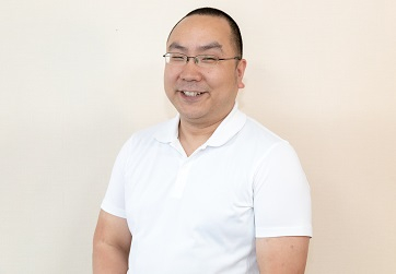 平日/梅沢　拓スタッフ紹介スタッフ写真01