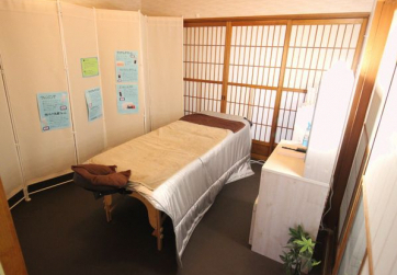 おかだ整骨院スタッフ紹介スタッフ写真01
